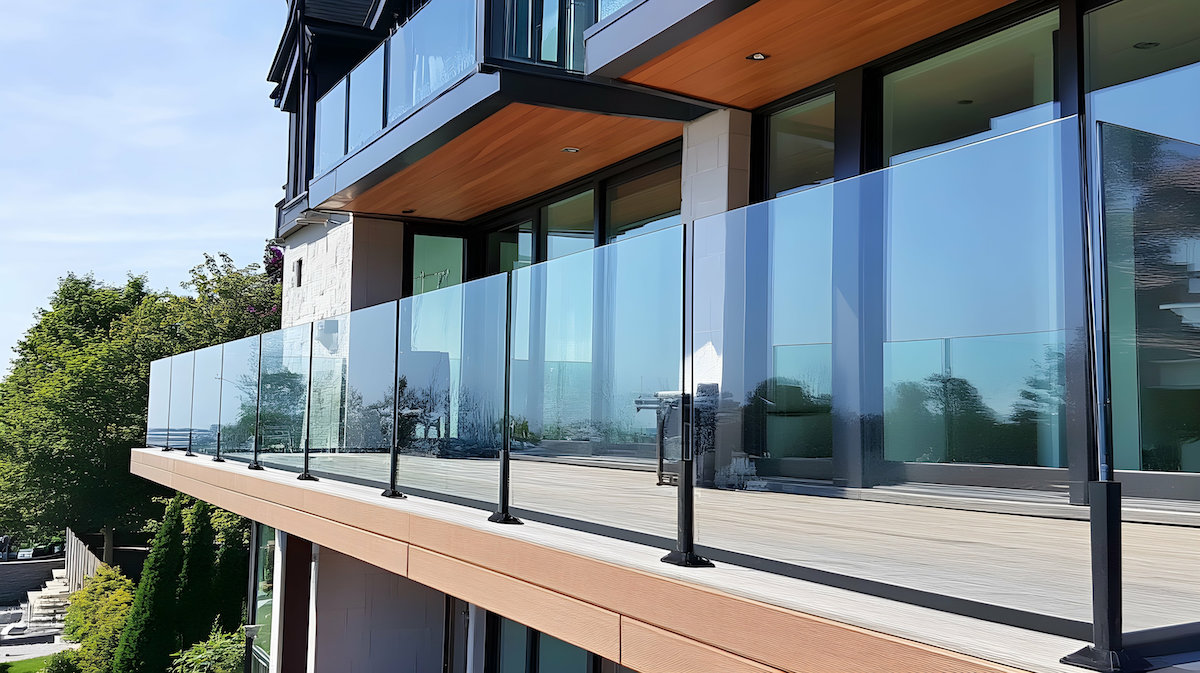 Garde-corps aluminium pour terrasse à Lyon, Annemasse, France